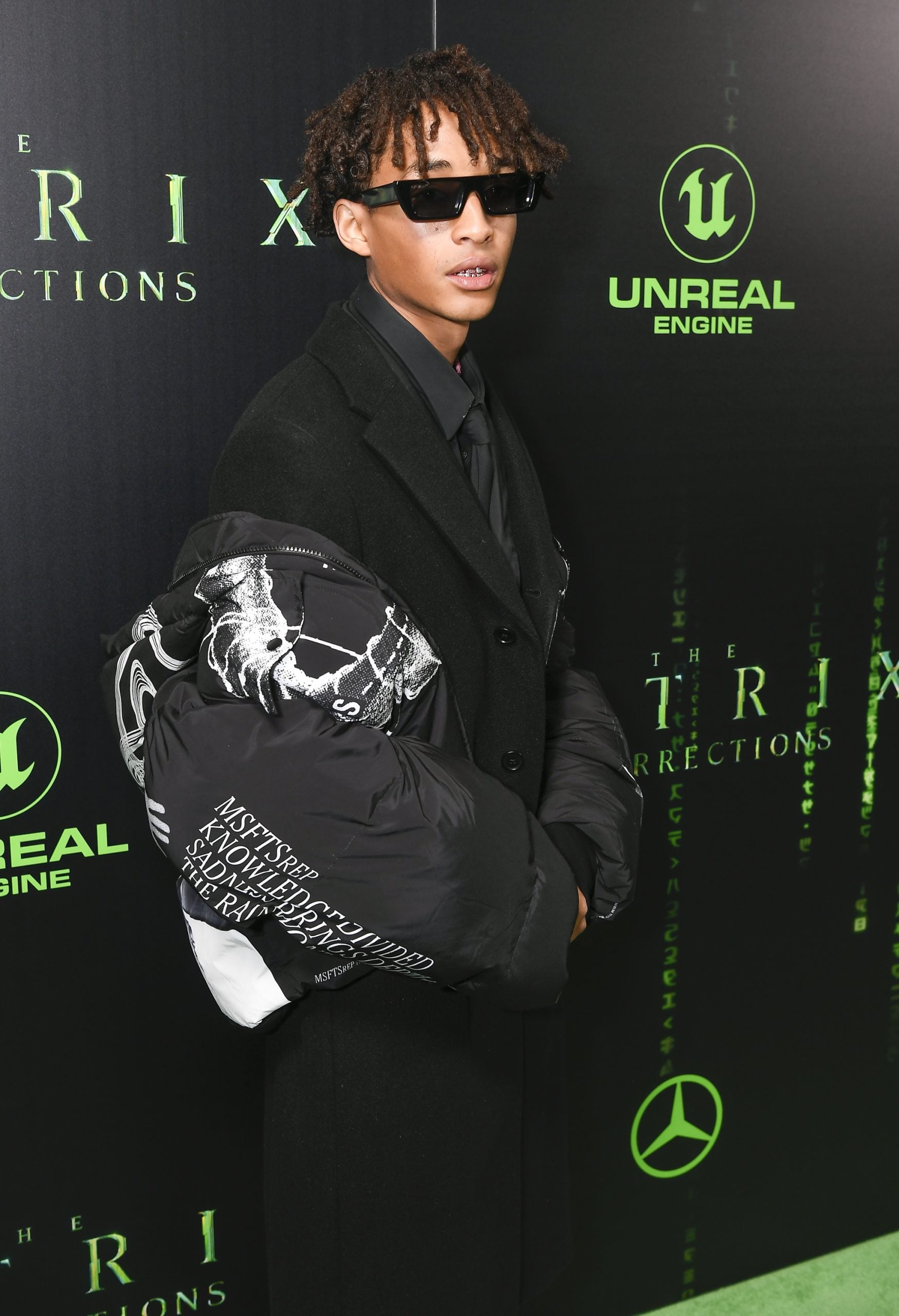 Star Gazing: Celebs Choose Red Pill Or Blue At "The Matrix: Resurrections" San Fransisco Premiere