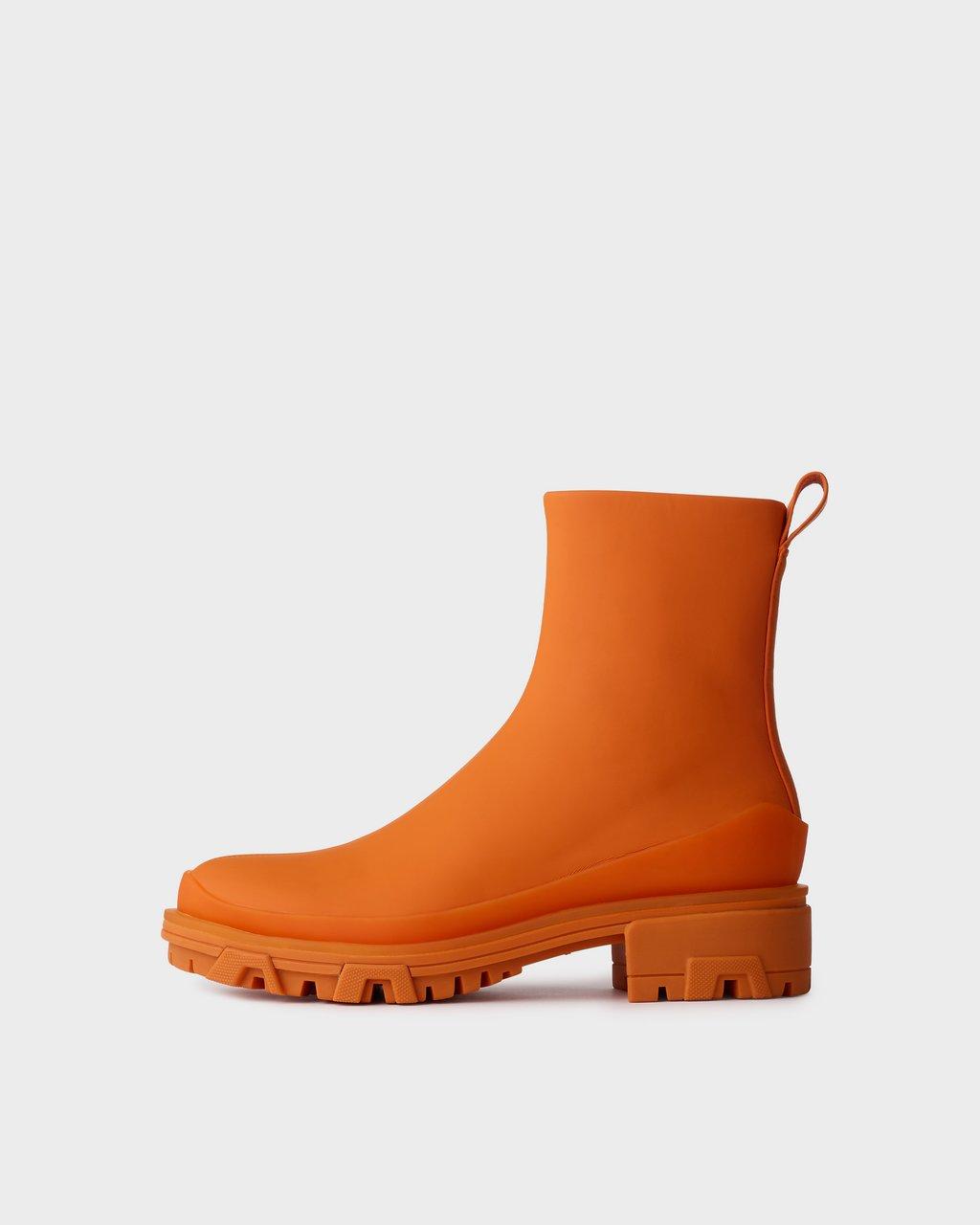 Can You Stand The Rain? With These 15 Luxury Rubber Boots You Certainly ...