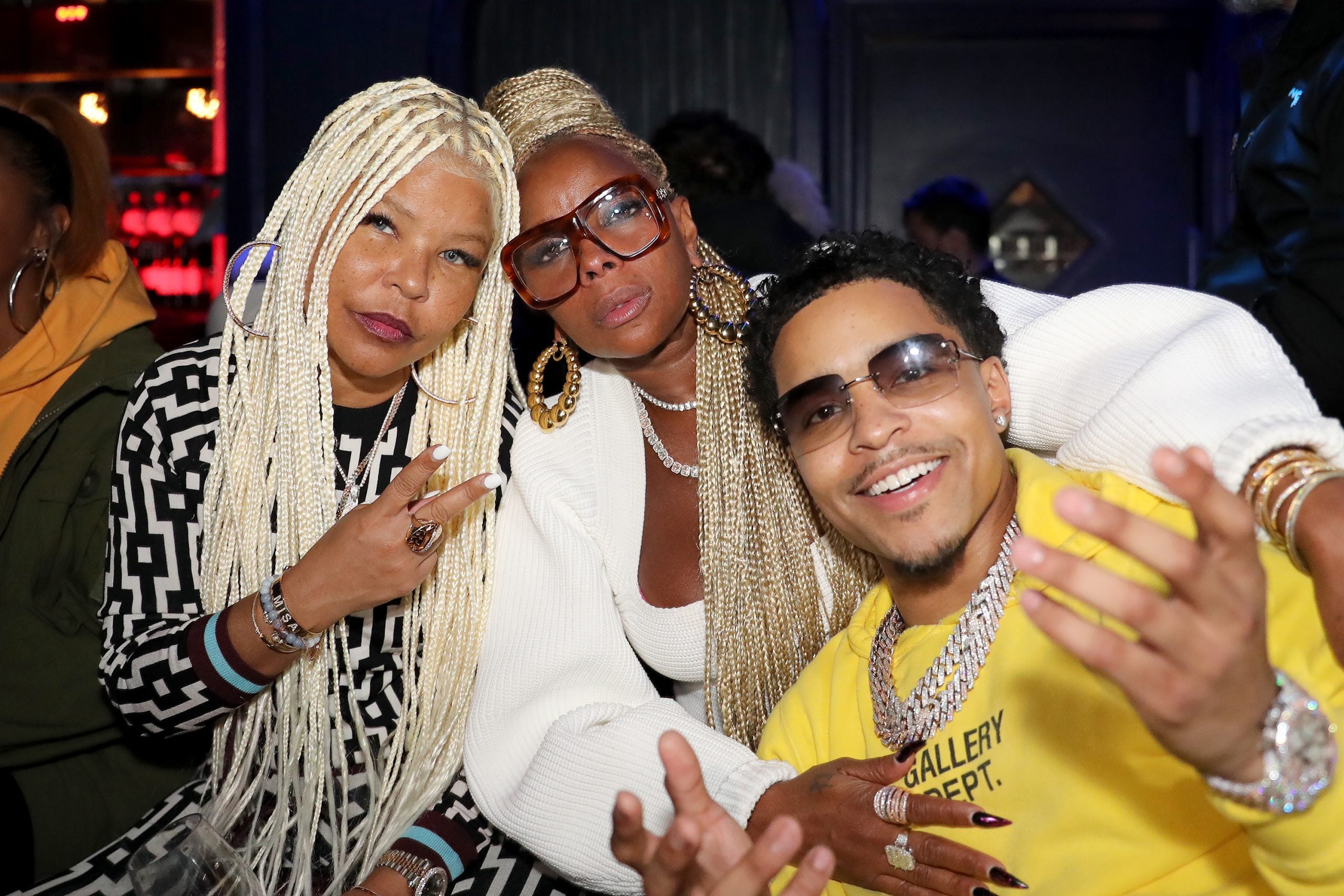 Star Gazing: Mary J. Blige, Denzel Washington, H.E.R. and More Spotted Out and About
