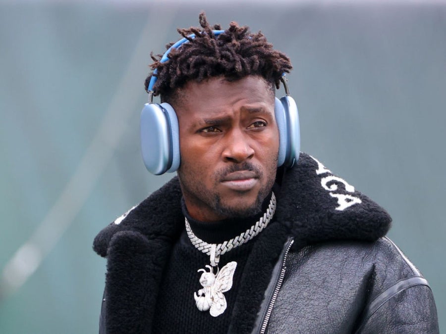 Antonio Brown Announces New Role: President Of Kanye West’s DONDA Sports