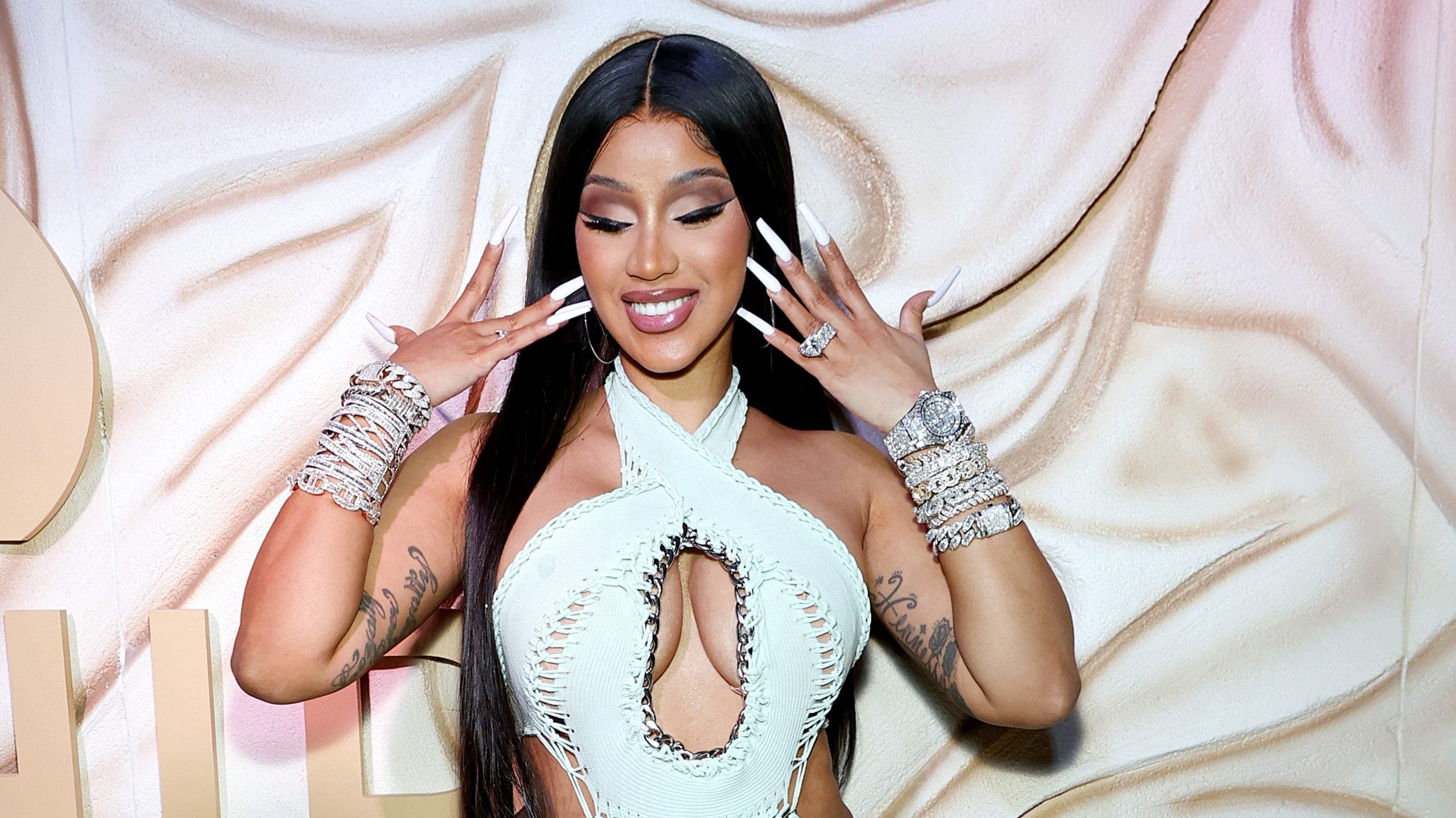 Cardi B Shows Her Love For Valentine’s Day With This Must-Try Hairstyle