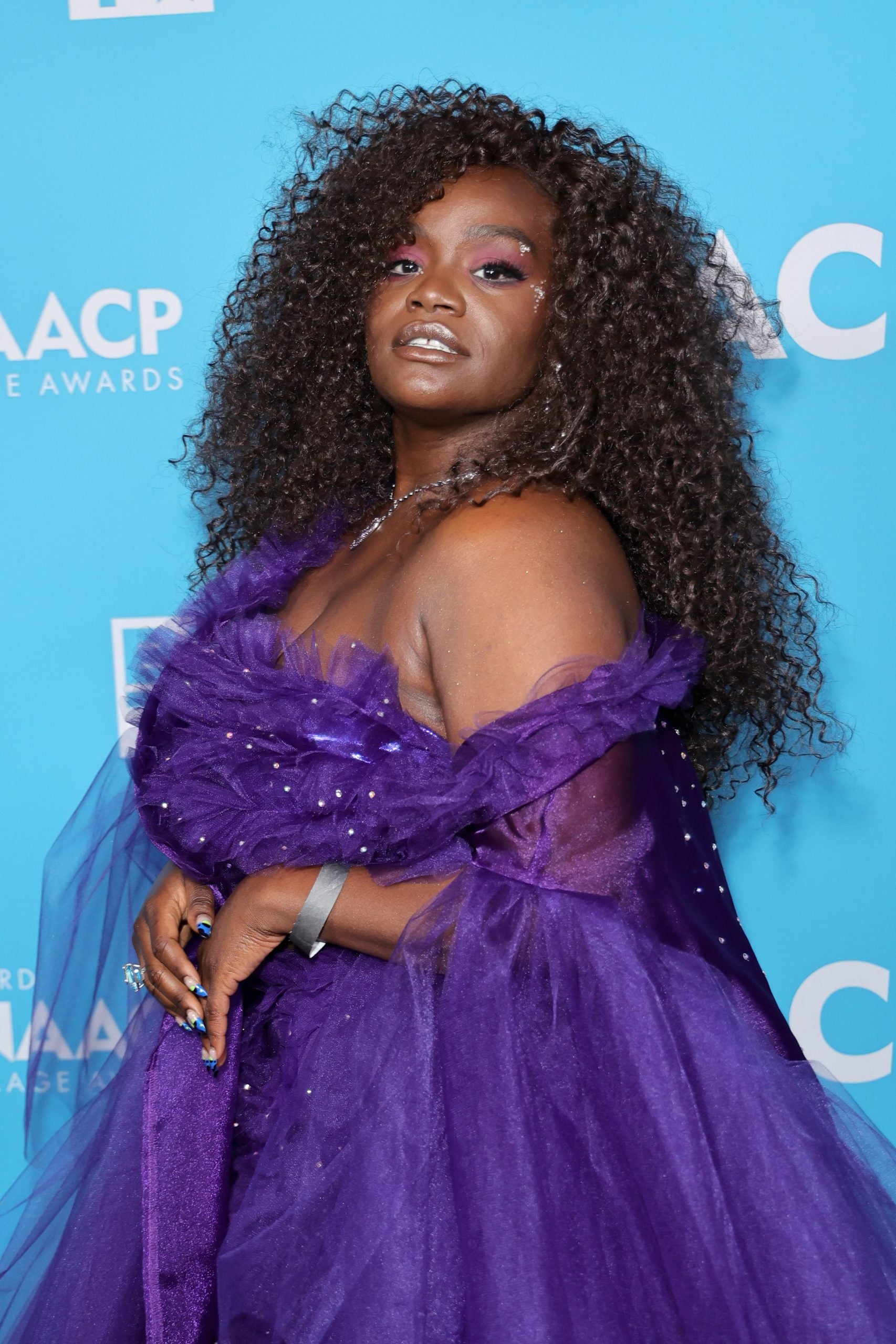 Black Hollywood Shines On The Red Carpet At The 2022 NAACP Image Awards
