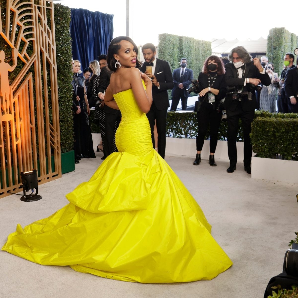 Behold The Bright Colors And Black Beauty On The Sag Awards Red Carpet