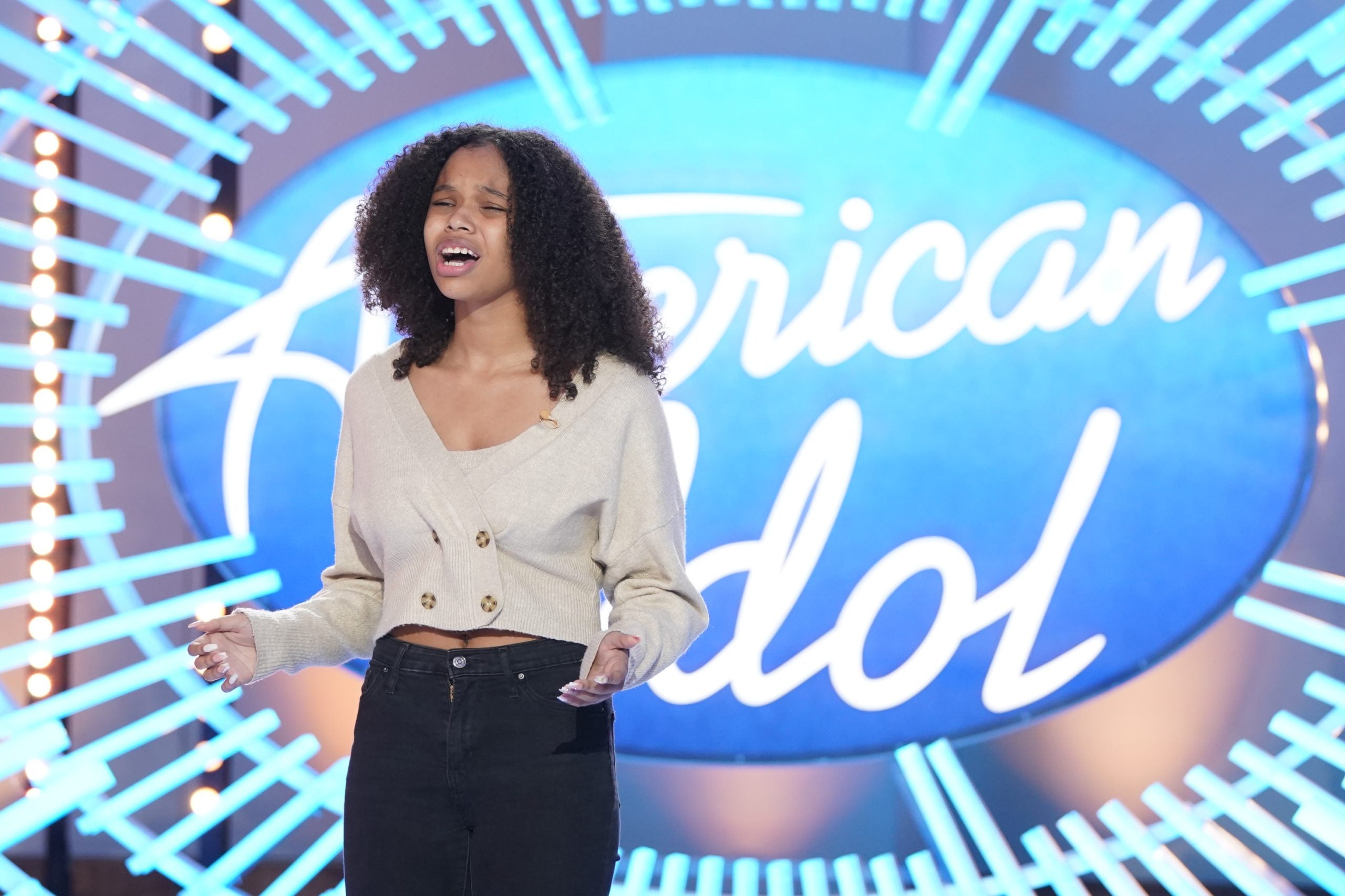 Aretha Franklin's Granddaughter Auditioned For 'American Idol': See Photos Of The Legend's Family