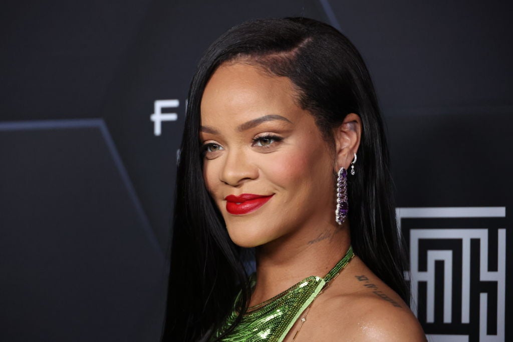Rihanna Went Baby Shopping At Target And Here’s What She Threw In Her Cart (And What She Should Have)