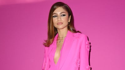 Zendaya’s Pink Monochrome Look Was The Star At The Valentino Show