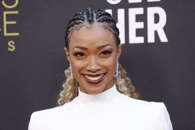 Sonequa Martin-Green Partners With Crest To Pass Her Picture-Perfect Smile On To Her Kids