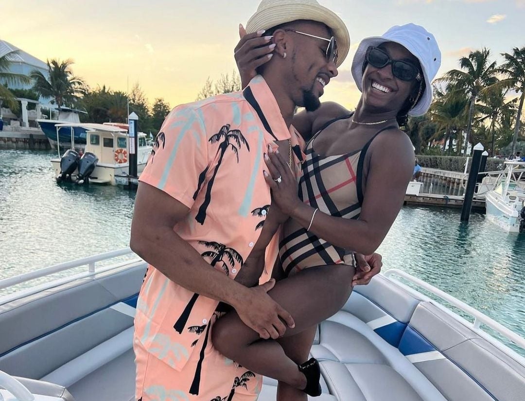 Simone Biles And Fiancé Jonathan Owens Are On The Cutest Birthday Baecation To The Turks And Caicos
