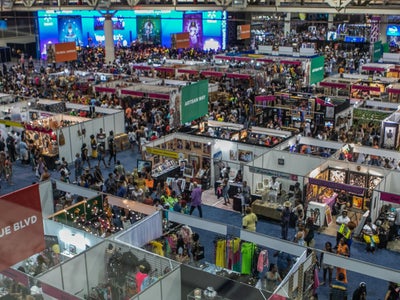 Calling All Business Owners: Vendor Applications For The 2022 ESSENCE Festival Are Still Open!