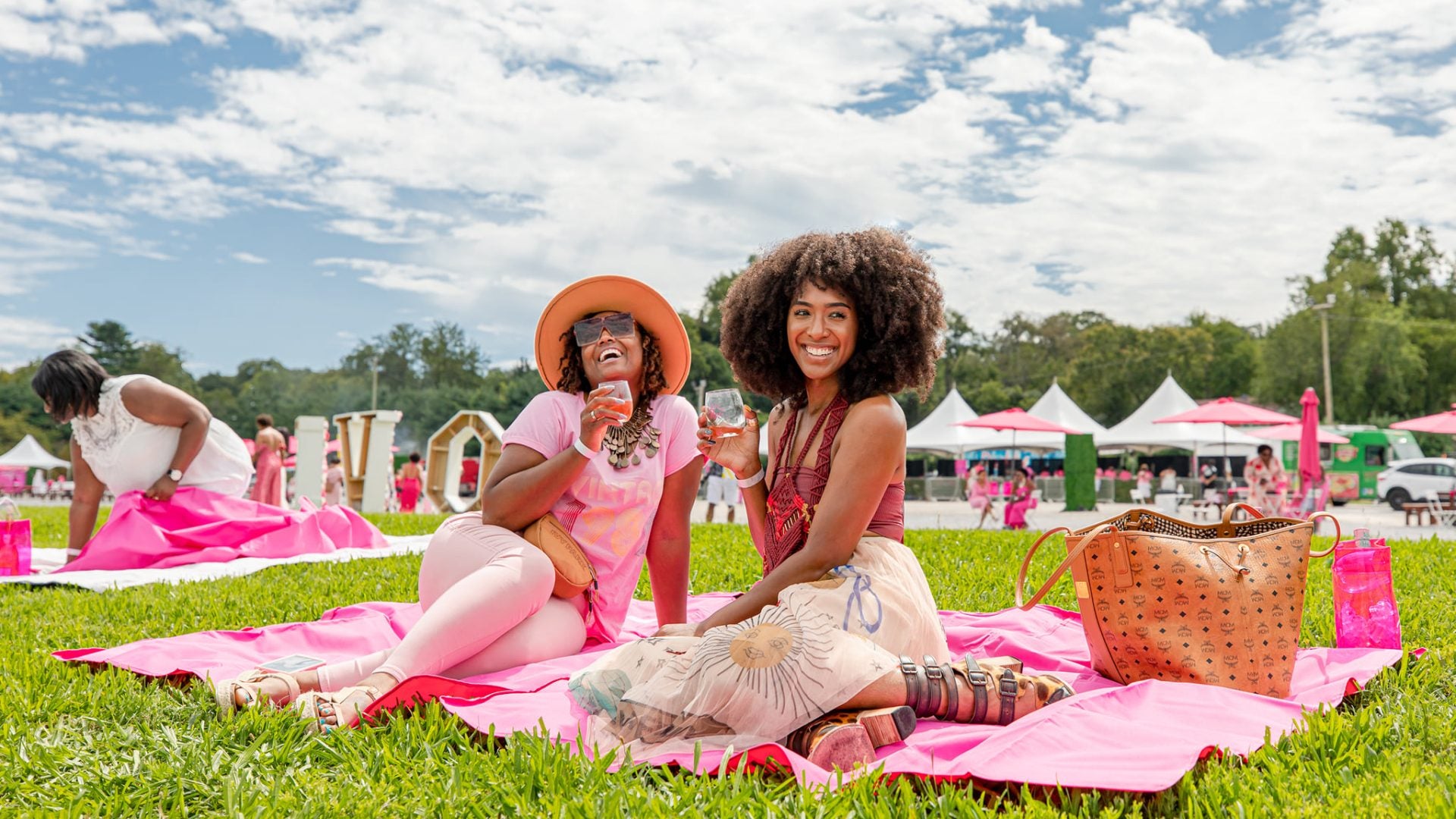 Black-Owned Célébrez en Rosé Wine and Music Festival Returns This Year To 4 Cities With “Improved Experience”