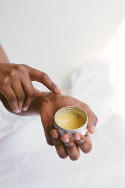 Debunking The Myth: Shea Butter Is Not Sunscreen