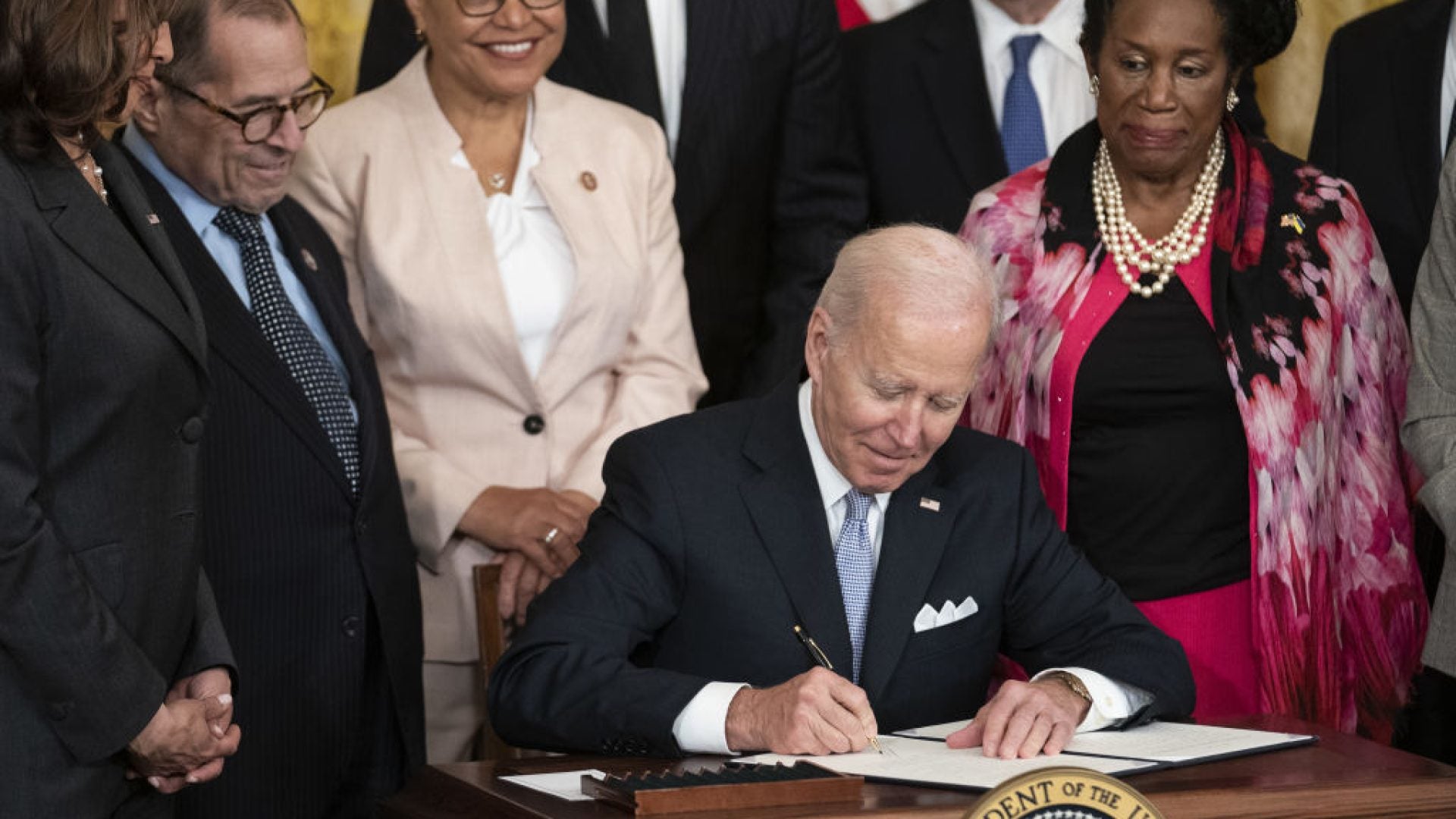Biden Signs Police Reform Order On Anniversary Of George Floyd's Death