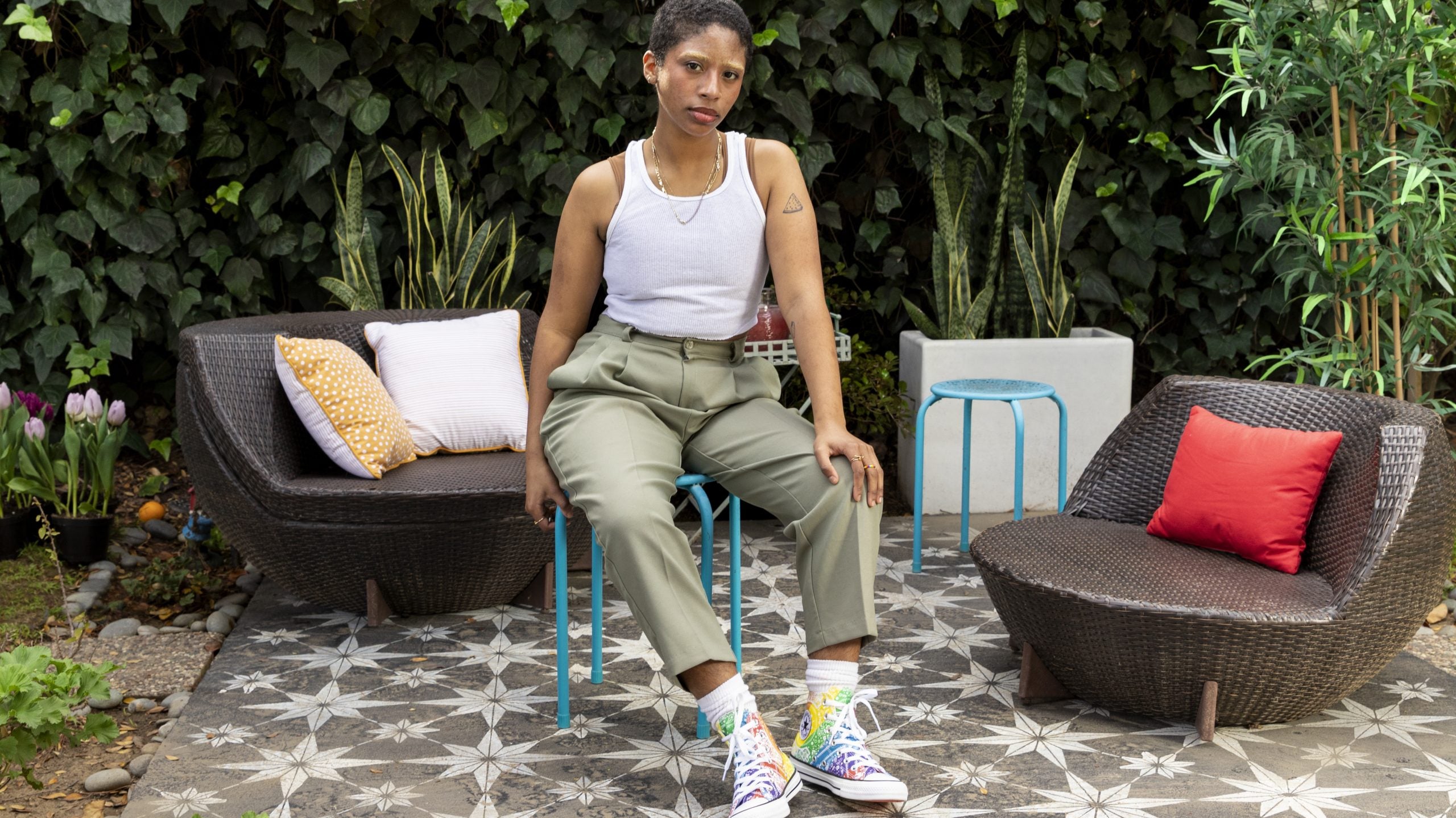 pålægge Sow Logisk Converse Highlights Intersectionality And The Importance Of Found Families  For Pride 2022 Campaign | Essence