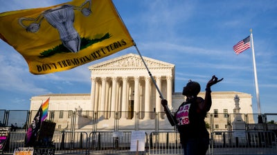 Supreme Court Overturns Roe v. Wade