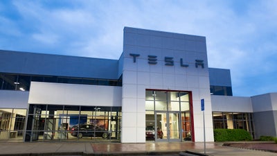 Former Tesla Employee Turns Down $15 Million Payout￼
