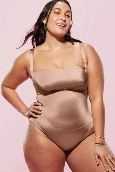 Lizzo’s Second Collection With Yitty Is Here, And It’s Perfect For Summer!