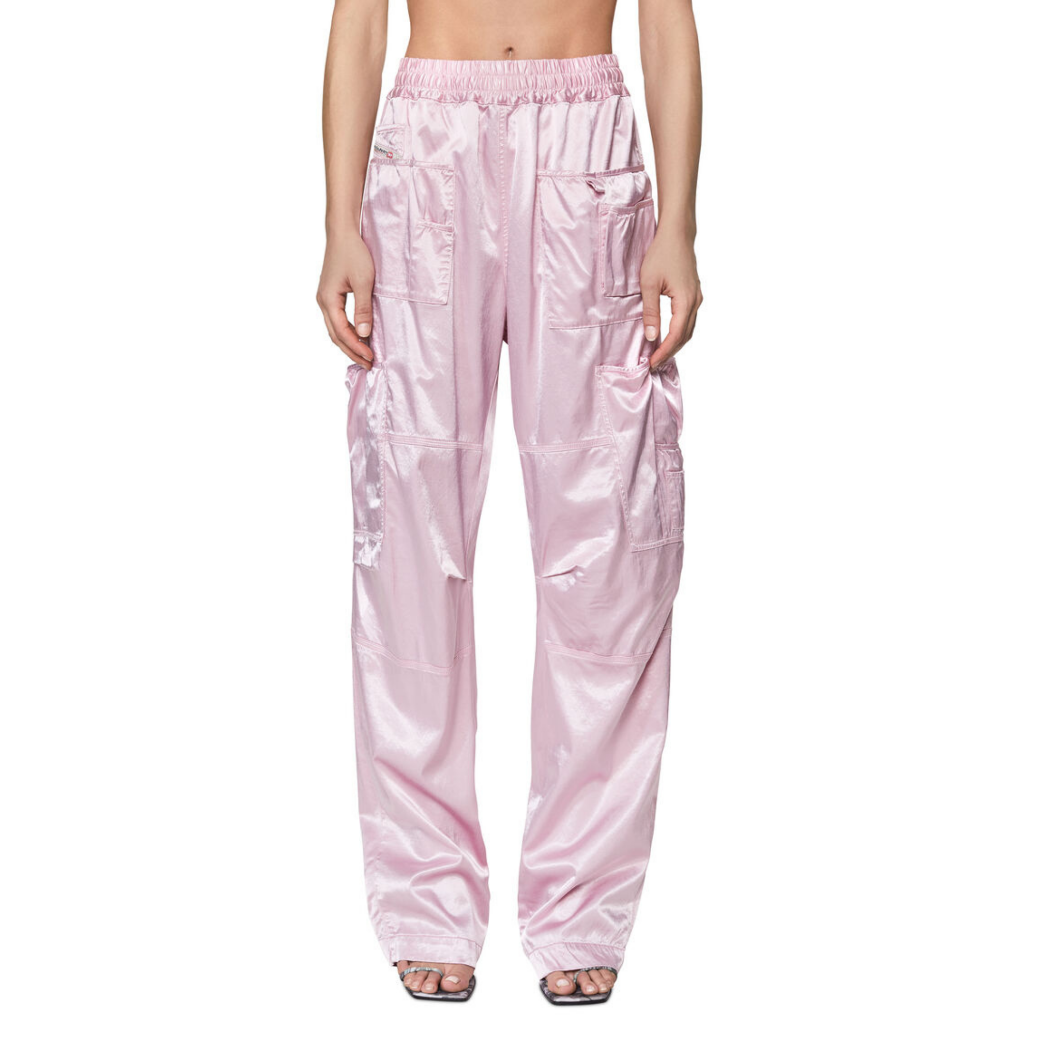 Parachute Pants Are The Cozy Cute Pants Trend Taking Over
