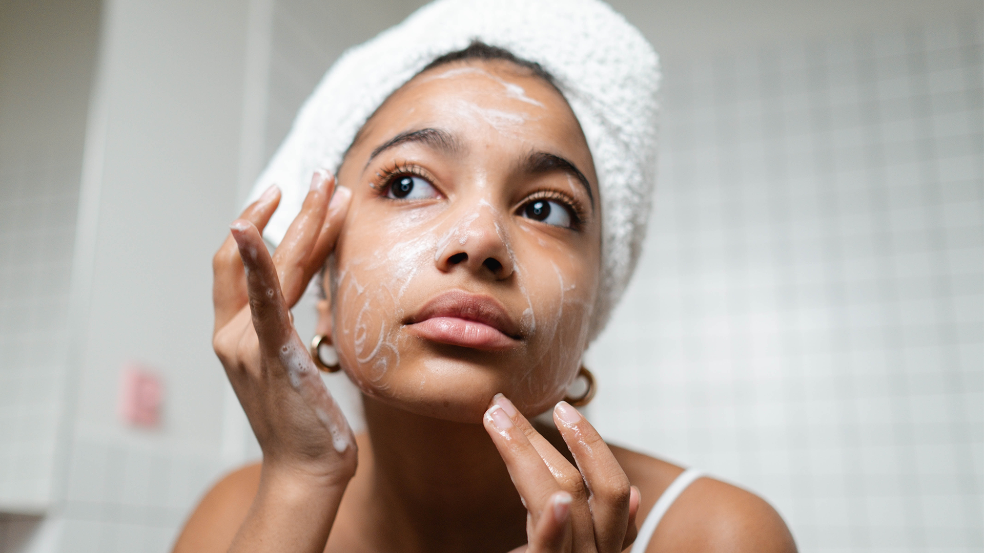 12 No-Fuss Face Cleansing Balms That Double As Makeup Removers