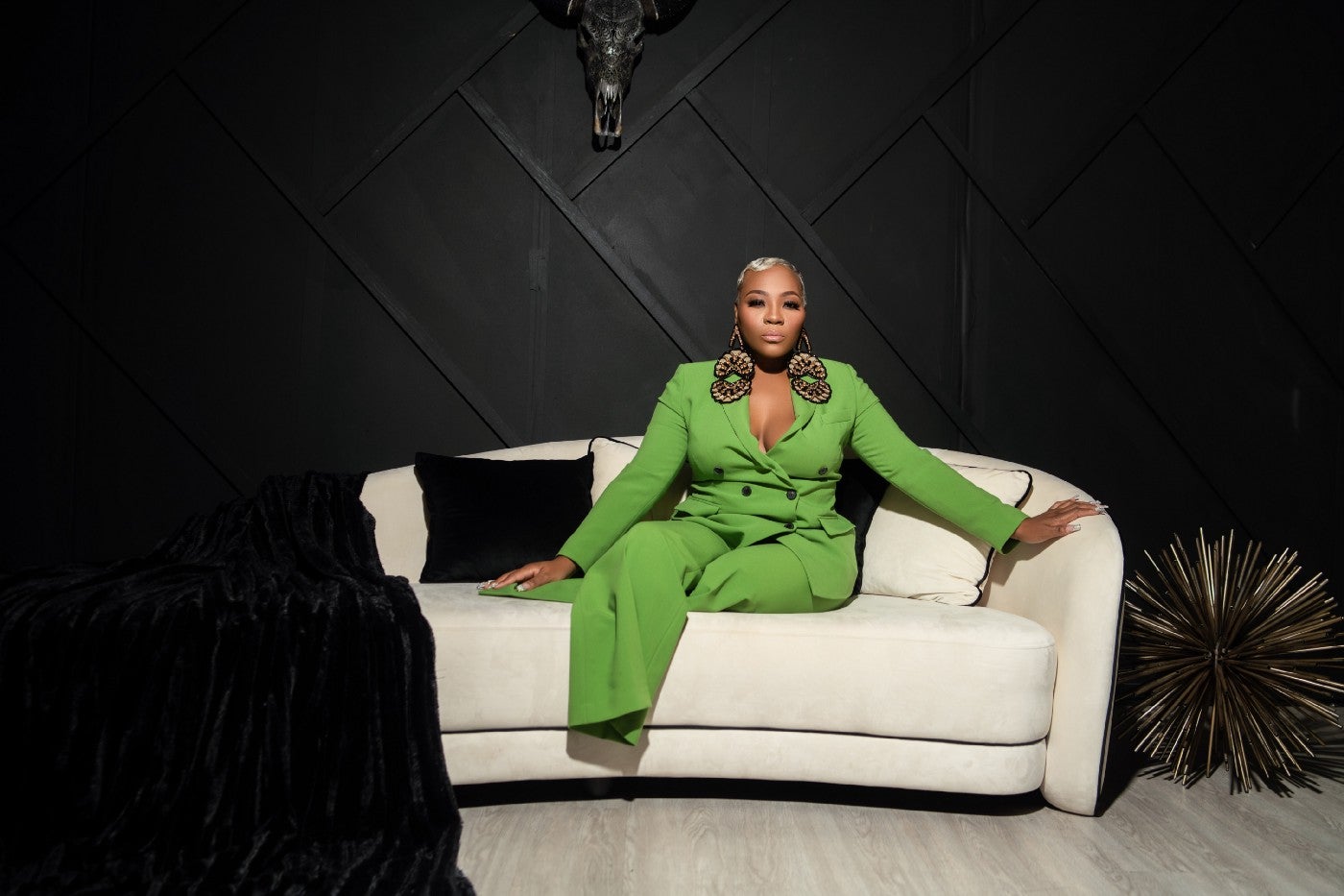 ‘I Don't Believe In Limitations’: This Double Amputee Built A Million-Dollar Beauty Brand And Is Teaching Others How To Do The Same