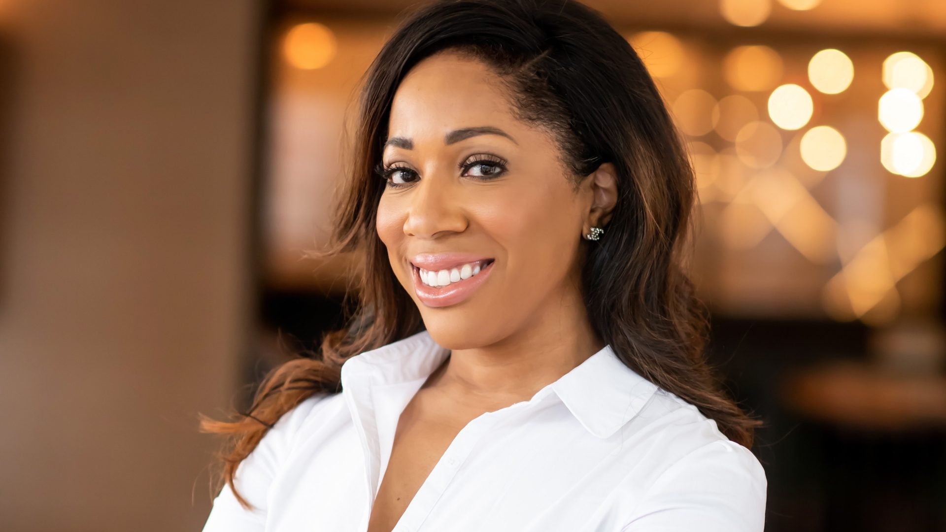 So You Want A Promotion? This Career Expert Offers Negotiation Tips (And Email Templates) You Can Use Immediately