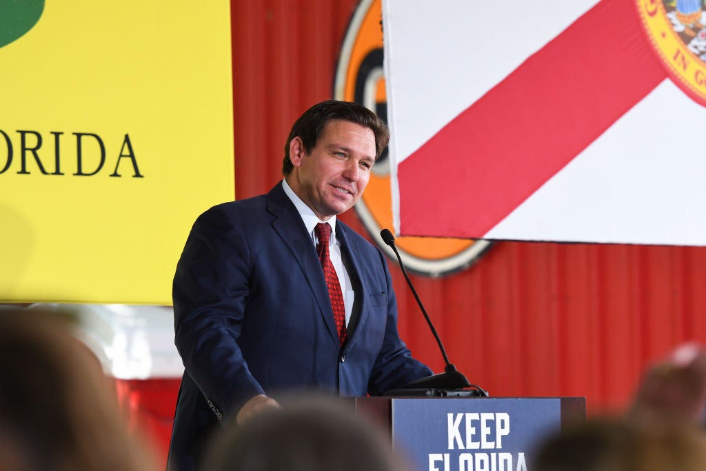 Investigation Launched After Migrants 'Lured' To Martha's Vineyard On Flights Backed By Fla. Gov. Ron DeSantis