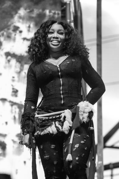 Beyonce, Drake, Lizzo And More Receive Nods For The 2022 AMAs