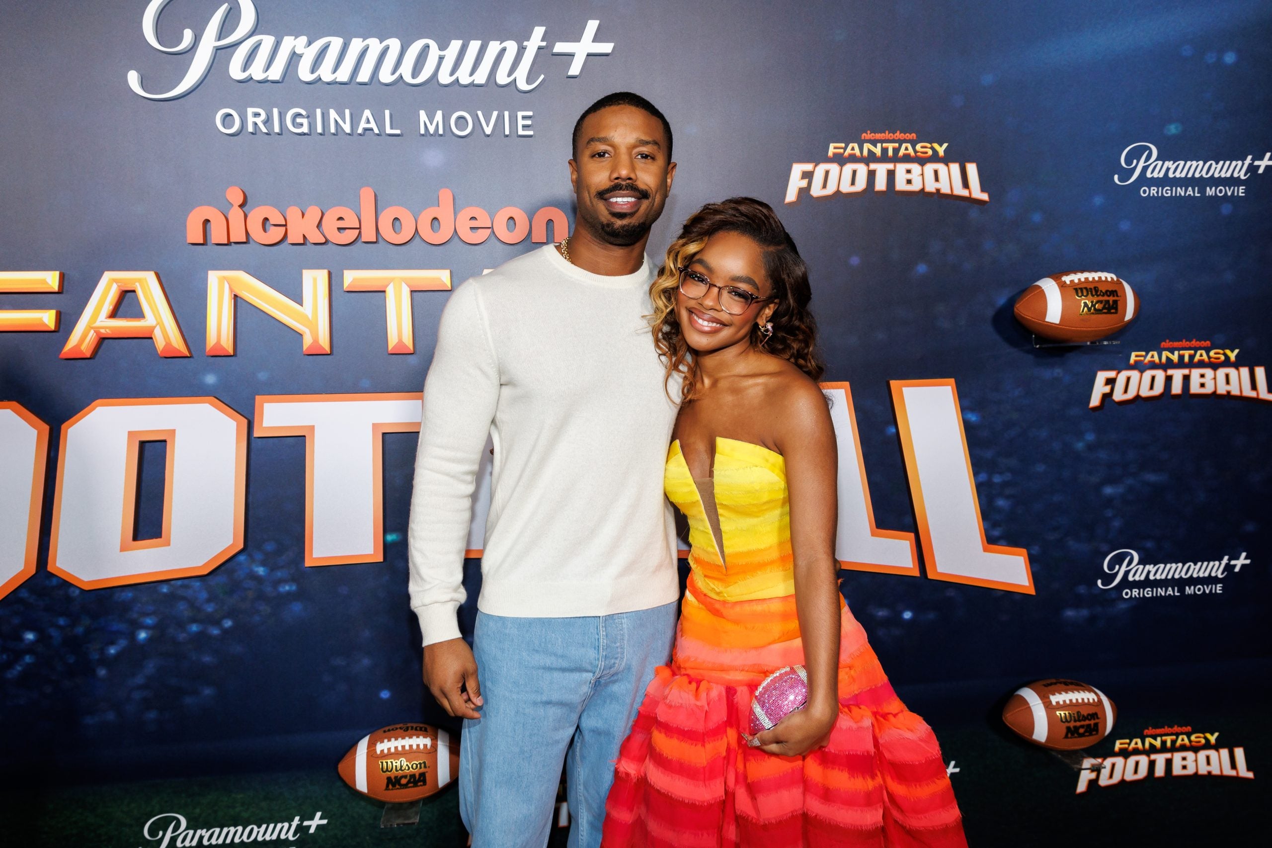 Star Gazing: Celebs Geared Up For The Holidays In Style At The Premiere of 'Fantasy Football,' Complexcon & More