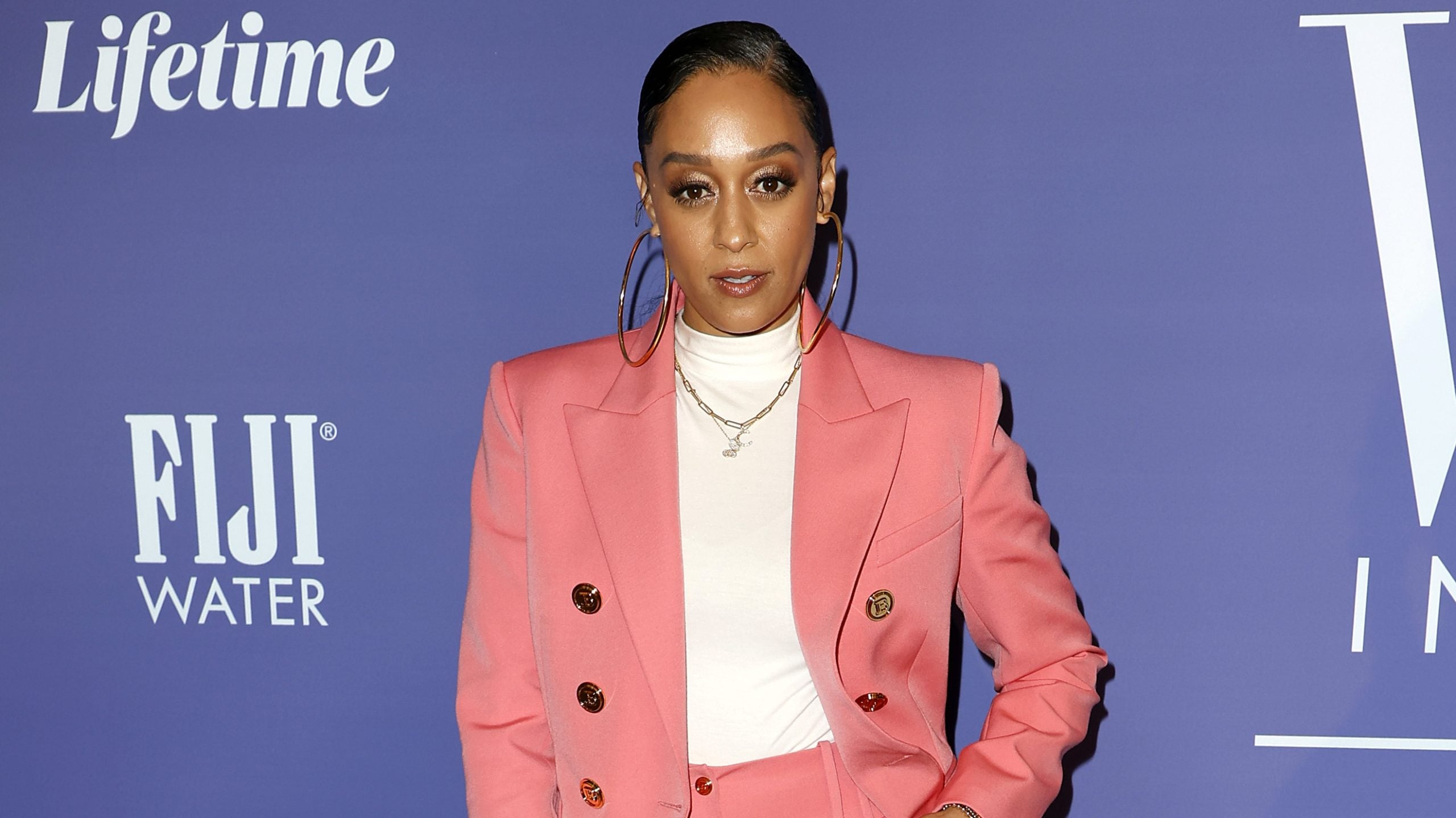 A Look At Tia Mowry’s Memorable Fashion Looks