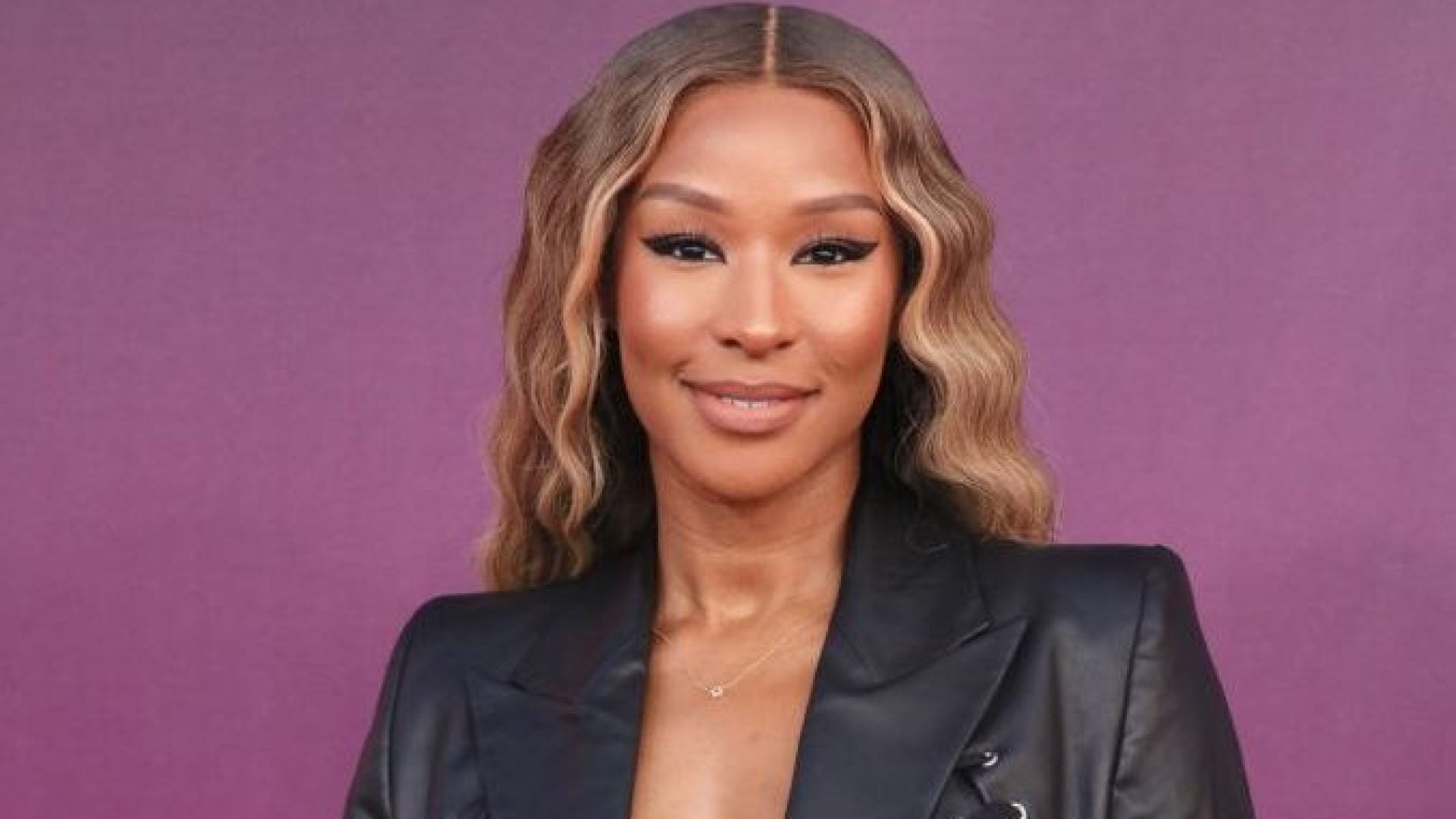 Savannah James Enters The Metaverse With New Platform 'Lockerverse'