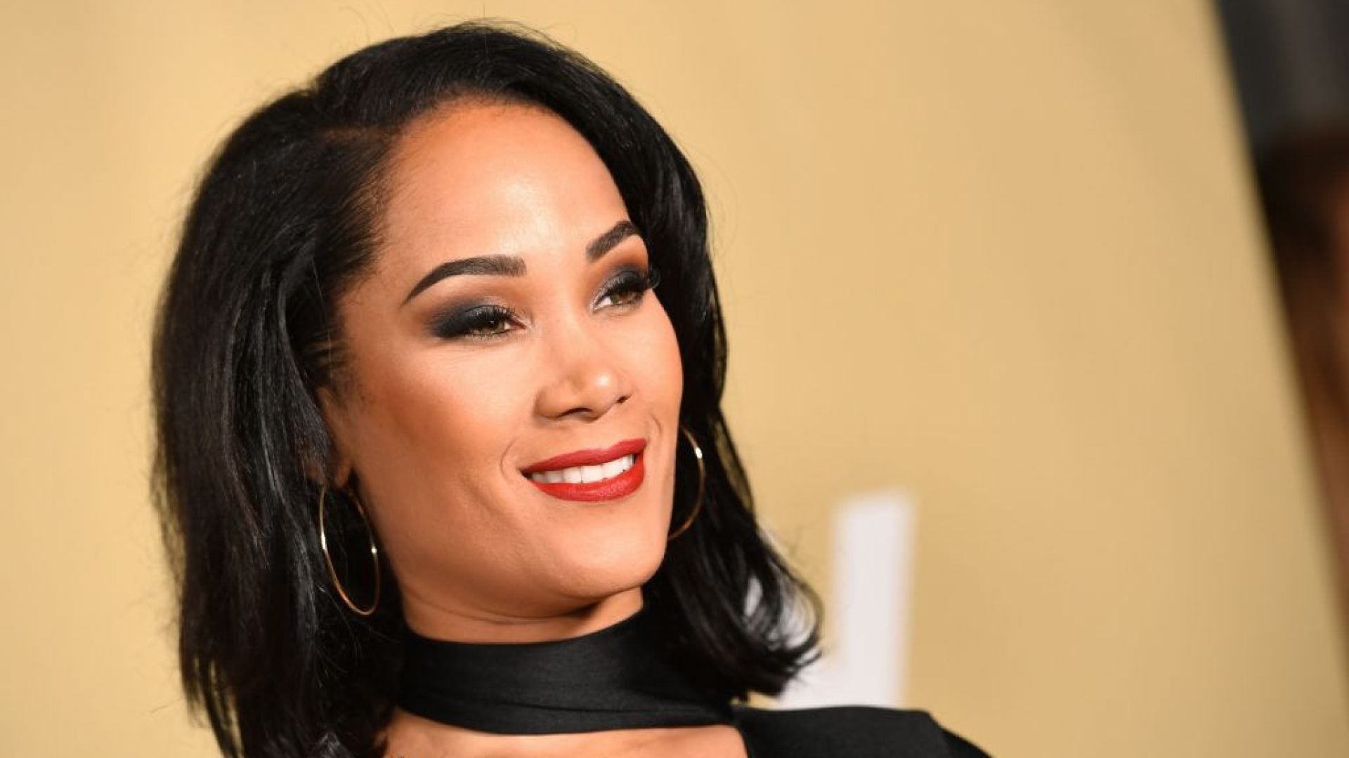 Former WNBA Player Niesha Butler Is The First Afro-Latina To Launch S.T.E.A.M. Center For Children