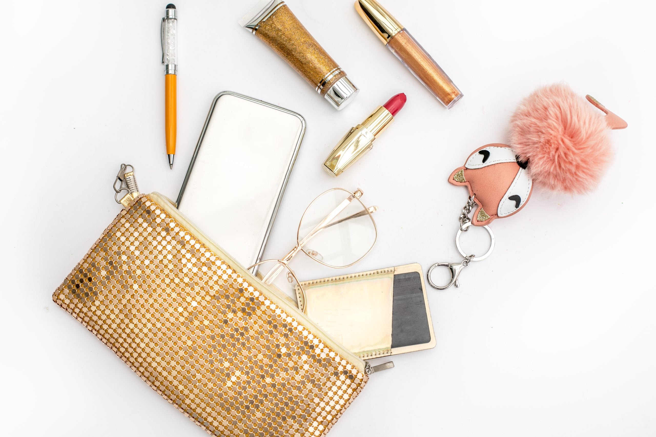 10 Beauty Items That Should Stay In Your Purse At All Times
