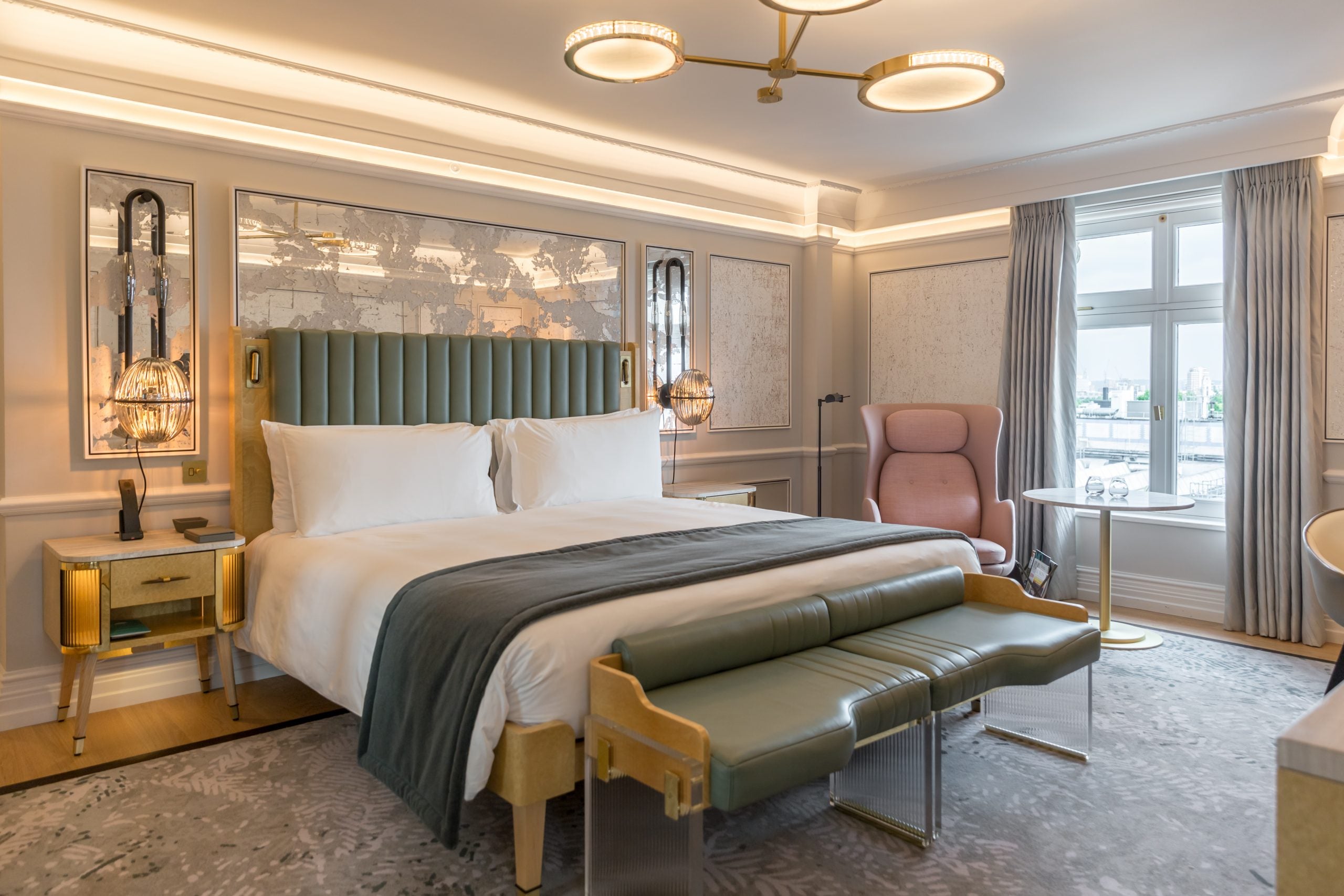 These Are The Best Luxury London Hotels For Every Type Of Traveler