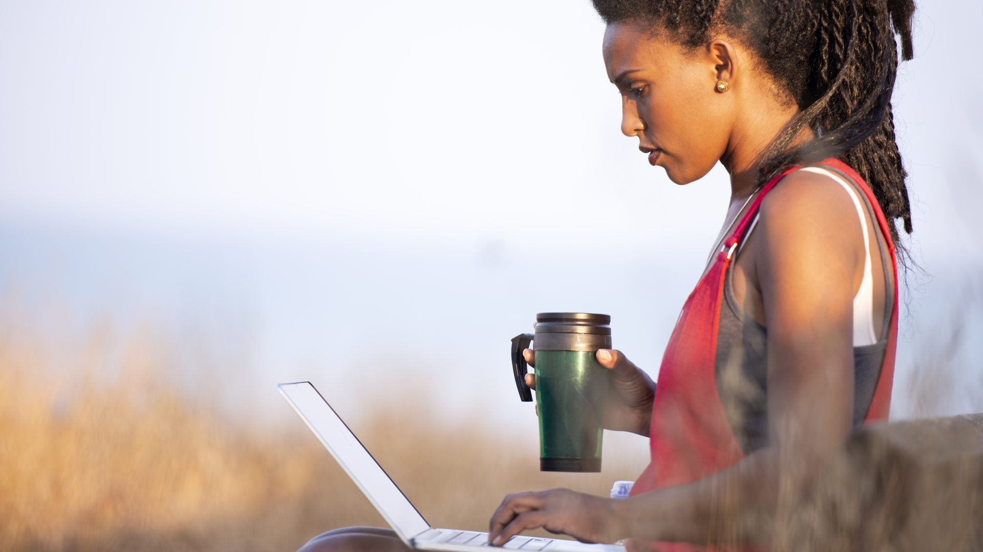 There’s No Payoff For Working On Vacation, Research Says. So Stop Doing It.