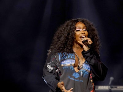 SZA Matches Janet Jackson’s 30-year Record On The Charts