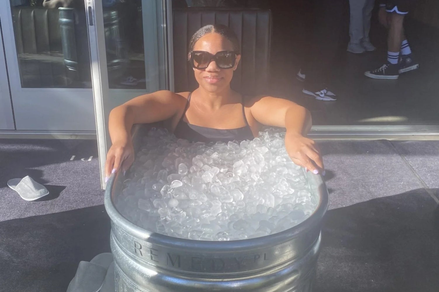 I Tried The Ice Bath Wellness Trend For My Eczema And Here's How It Went