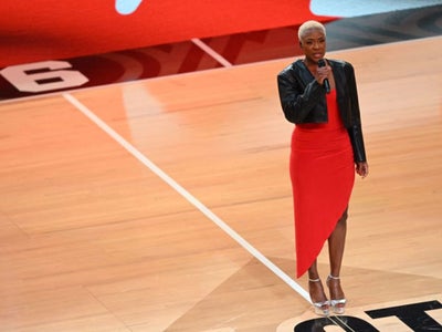 Conservatives Are In Shambles After Singer Remixes Canadian National Anthem During NBA All Star Game