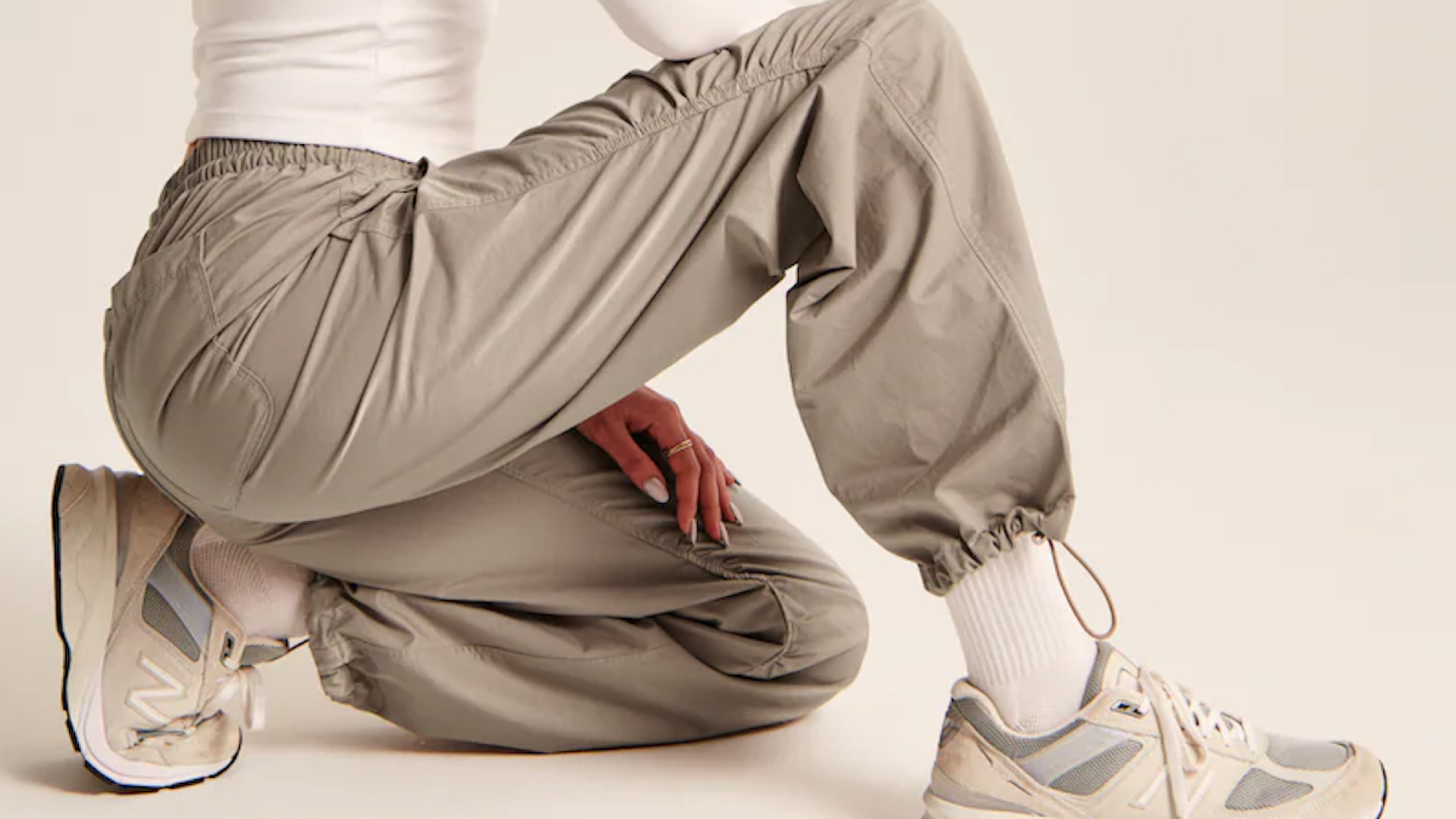 7 Best Parachute Pants For Women Who Love Comfort