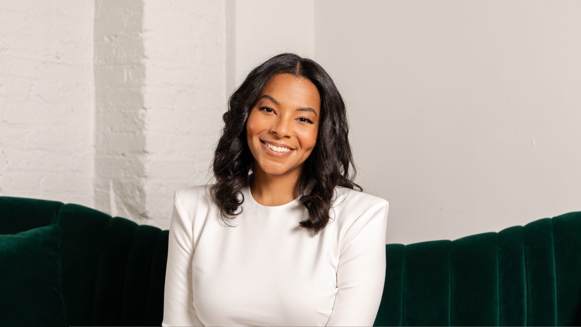 After Nearly Losing Her Eyesight From Stress, This Former High-Powered Executive Says Falling Off The Glass Cliff Saved Her Life