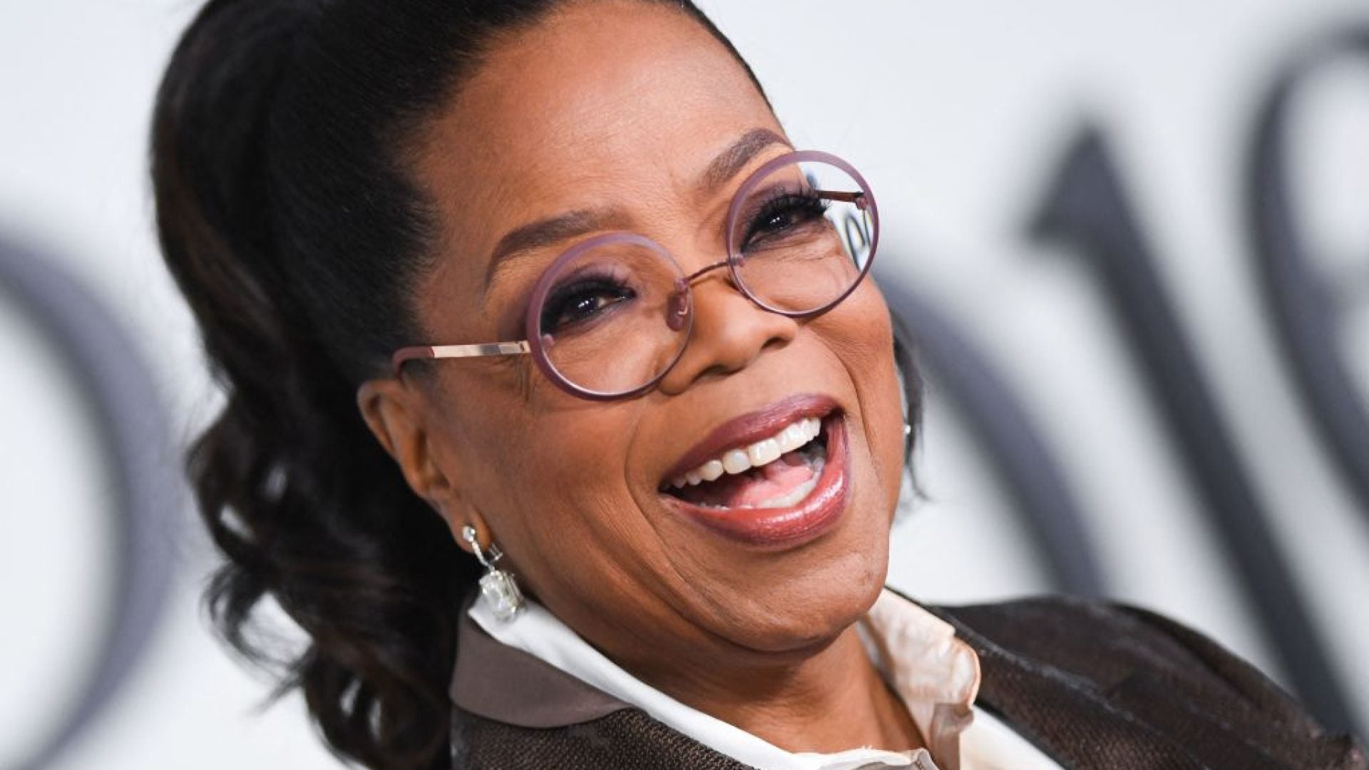 Oprah Just Bought Nearly 1,000 Acres of Land In Hawaii, One Of The Few Black Women In The World To Do So