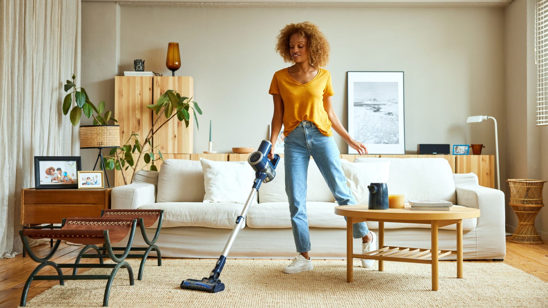 Spring Cleaning Hacks: 5 Tips To Stay Organized