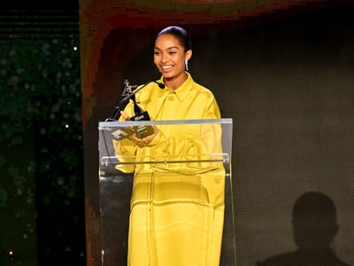 Yara Shahidi Praises Tara Duncan’s Style And Discernment While Presenting Her With The 2023 Black Women In Hollywood Honor
