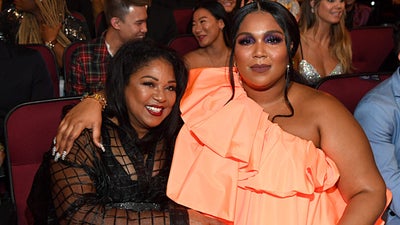 The Sweetest Moments Between Lizzo And Her Mom