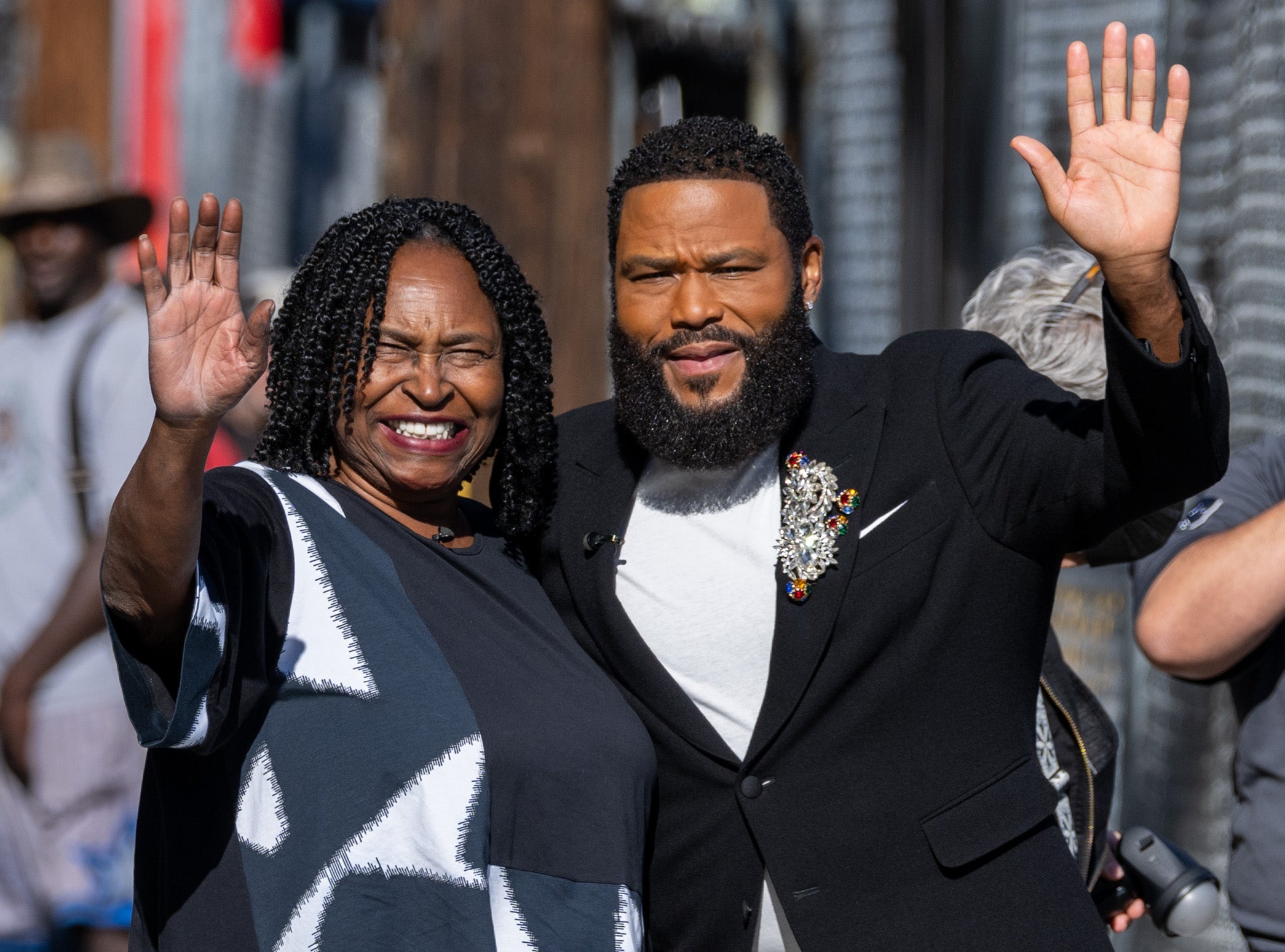 EXCLUSIVE: E! Drops The Trailer For 'Trippin' With Anthony Anderson and Mama Doris'