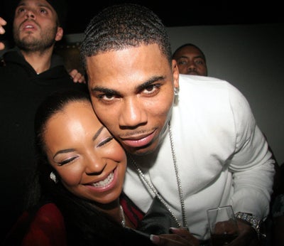 Rekindled Romance? Ashanti And Nelly Hold Hands Together In Las Vegas