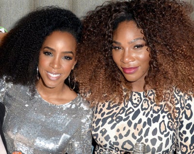 Watch Kelly Rowland And Serena Williams Cook Brunch Together