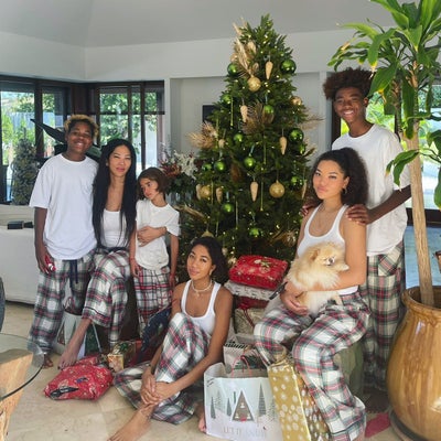 Adorable Moments Of Kimora Lee Simmons With Her Five Children