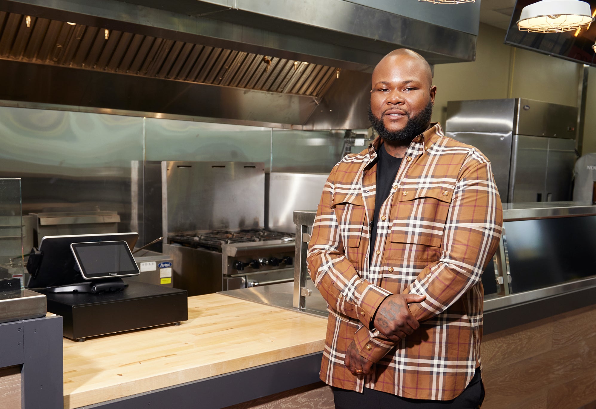 This Celebrity Chef Shares How He Went From Being Scammed To Opening A Successful Restaurant