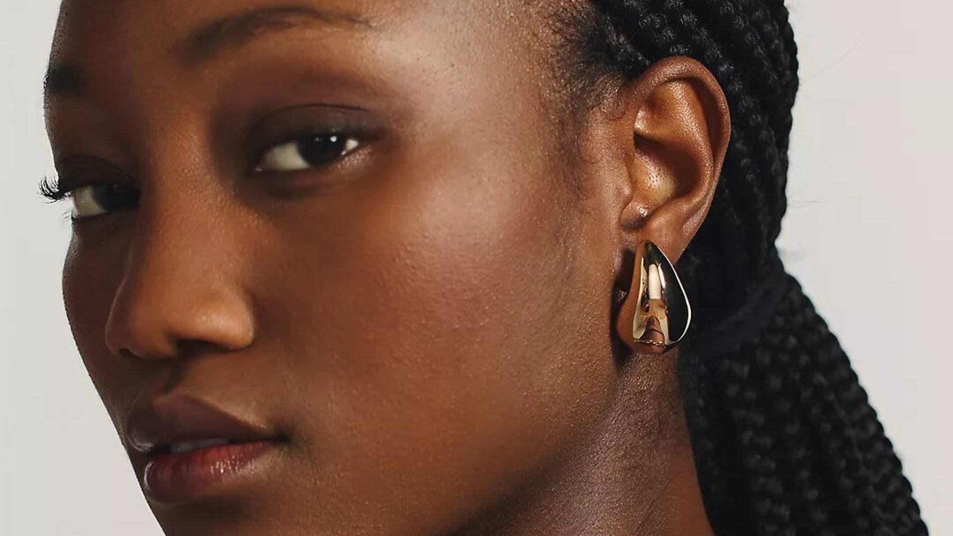 6 Dupes For Bottega Veneta’s $1350 Drop Earrings