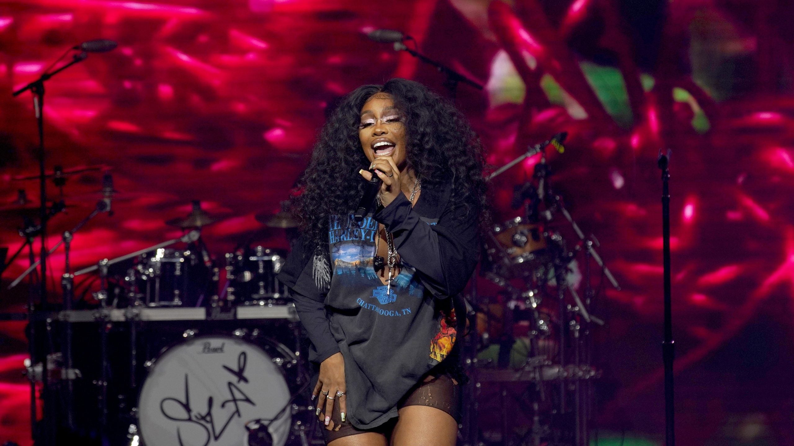 SZA Appears In Star-Studded Tommy Hilfiger Fall 2023 Campaign