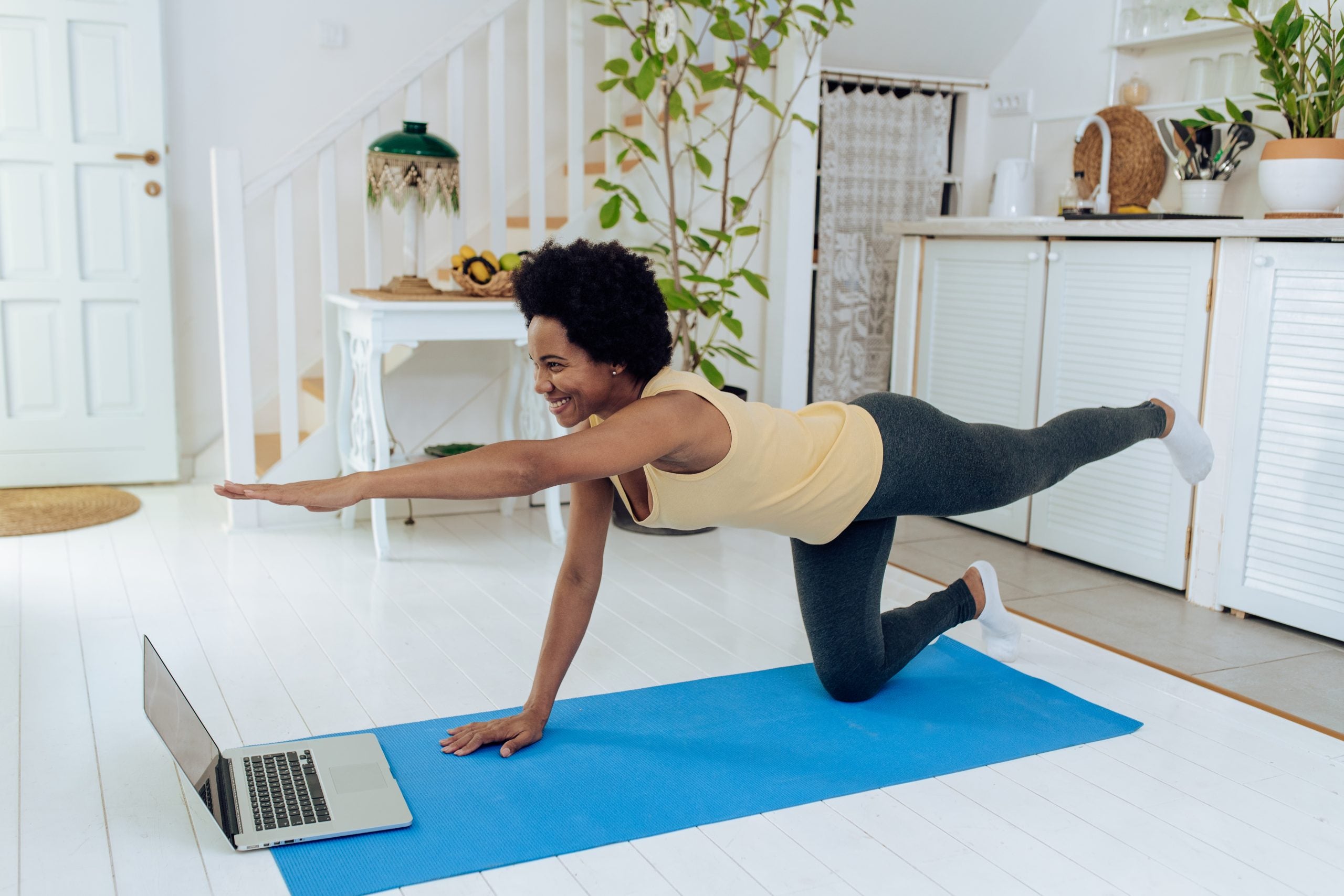 8 Home Gym Essentials You Need To Work Out At Home This Fall